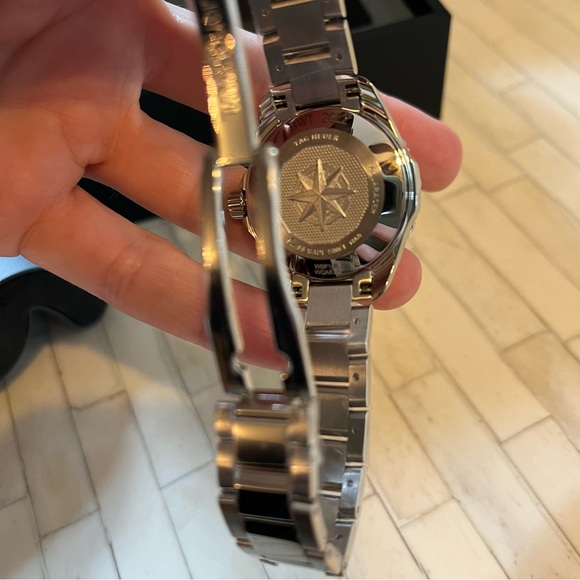 New in Box TAG HEUER AQUARACER PROFESSIONAL 200 Quartz Watch 30 mm Steel - Picture 7 of 16